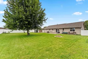 2337 Samantha St, De Pere, WI 54115 - Photo 31
