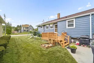 529 Breckenridge St, Mayville, WI 53050 - Photo 33