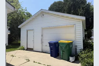 429 Wilson Avenue, Green Bay, WI 54303 - Photo 3
