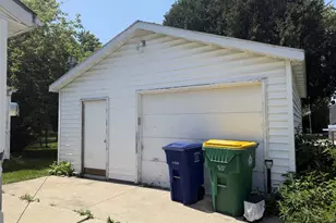 429 Wilson Ave, Green Bay, WI 54303 - Photo 3