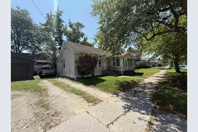 1274 Stuart Street, Green Bay, WI 54301 - Photo 3