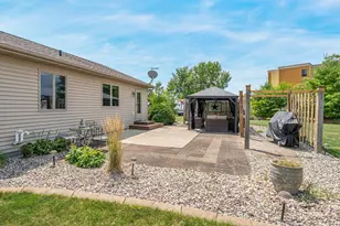 365 Lilac St, Oshkosh, WI 54902 - Photo 31