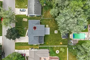 1248 April Ln, Green Bay, WI 54304 - Photo 15