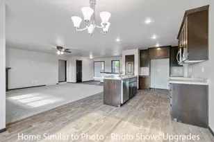 1268 Putnam Dr, Pulaski, WI 54162 - Photo 7