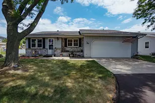 647 E Scott St, Fond du Lac, WI 54935 - Photo 1