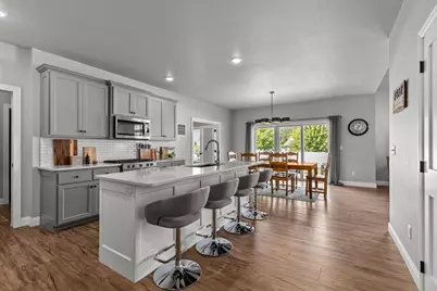 3635 Golden Hill Court, Appleton, WI 54913 - Photo 5