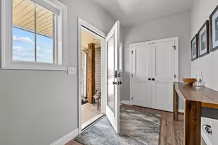 3635 Golden Hill Ct, Appleton, WI 54913 - Photo 3