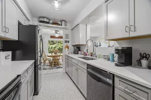10 Green Bay Ct, Appleton, WI 54911 - Photo 13