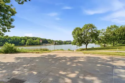 10 Green Bay Court #205, Appleton, WI 54911 - Photo 5