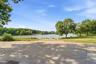 10 Green Bay Ct, Appleton, WI 54911 - Photo 5