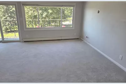 10 Green Bay Court #205, Appleton, WI 54911 - Photo 9