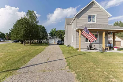 650 Schabow Street, Gresham, WI 54128 - Photo 1