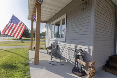 650 Schabow Street, Gresham, WI 54128 - Photo 7