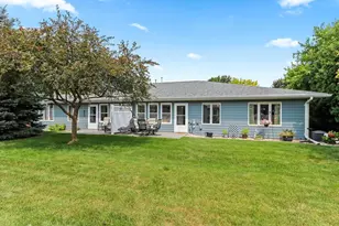 1051 Main St, Wrightstown, WI 54180 - Photo 5