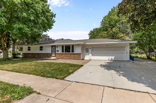 1212 E Harding Dr, Appleton, WI 54915 - Photo 35