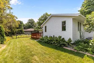 1212 E Harding Dr, Appleton, WI 54915 - Photo 33
