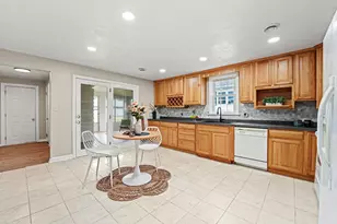 2020 N Meade St, Appleton, WI 54911 - Photo 5