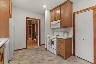 120 E Commercial St, Appleton, WI 54911 - Photo 19