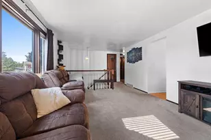 2459 Robinson Ave, Green Bay, WI 54311 - Photo 7