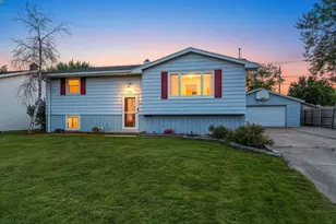 2459 Robinson Ave, Green Bay, WI 54311 - Photo 1