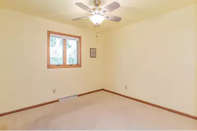 2507 N Lisa Street, Appleton, WI 54914 - Photo 19