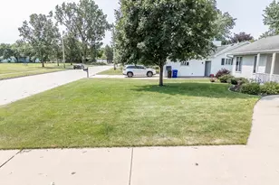 2507 N Lisa St, Appleton, WI 54914 - Photo 41