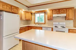 2507 N Lisa St, Appleton, WI 54914 - Photo 9