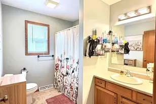 1821 Ohio St, Oshkosh, WI 54902 - Photo 9