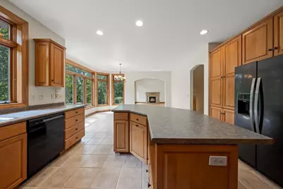 2941 S Telemark Circle, Green Bay, WI 54313 - Photo 15