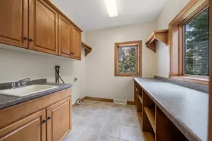 2941 S Telemark Cir, Green Bay, WI 54313 - Photo 19