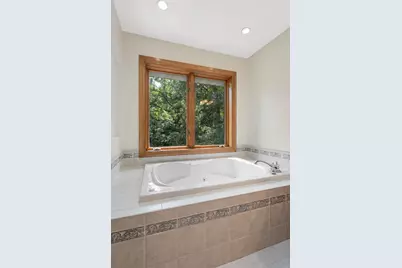 2941 S Telemark Circle, Green Bay, WI 54313 - Photo 25