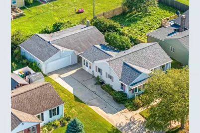 1926 Hillview Drive, Green Bay, WI 54202 - Photo 71