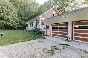 W7310 Hillside Dr, Shawano, WI 54166 - Photo 3