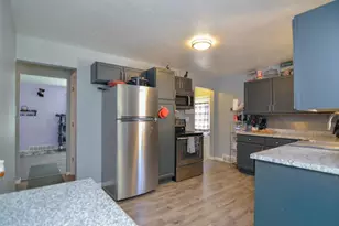 816 E Harrison St, Appleton, WI 54915 - Photo 5