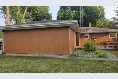 285 Oak Street, Berlin, WI 54923 - Photo 5
