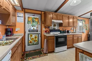 W6576 Manitowoc Rd, Menasha, WI 54952 - Photo 15