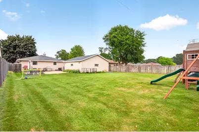 1645 E Roeland Avenue, Appleton, WI 54915 - Photo 41