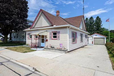 1514 22nd Street, Two Rivers, WI 54241 - Photo 1