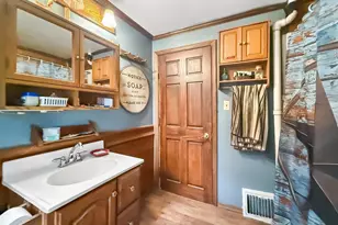 1123 Elizabeth Ave, Marinette, WI 54143 - Photo 11