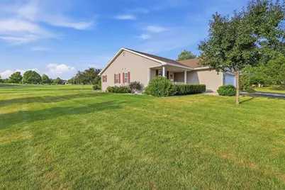 120 Southlake Circle, Fond du Lac, WI 54935 - Photo 17