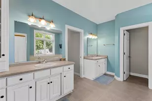 236 E Thornbrook Ln, Appleton, WI 54913 - Photo 29