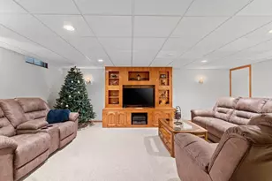931 Gerard Dr, Green Bay, WI 54302 - Photo 29