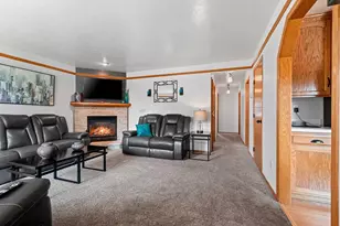 931 Gerard Dr, Green Bay, WI 54302 - Photo 5
