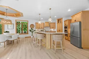 2870 Sleepy Hollow Dr, Green Bay, WI 54311 - Photo 13