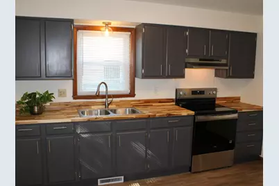 231 S Military Road, Fond du Lac, WI 54935 - Photo 7
