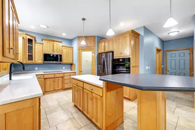 3240 Crystal Creek Court, Suamico, WI 54313 - Photo 19