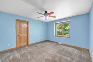 3240 Crystal Creek Ct, Suamico, WI 54313 - Photo 35