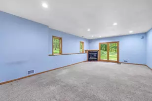 3240 Crystal Creek Ct, Suamico, WI 54313 - Photo 41