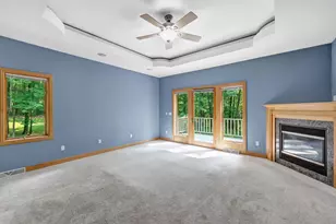 3240 Crystal Creek Ct, Suamico, WI 54313 - Photo 27