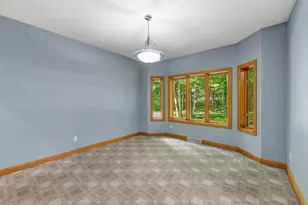 3240 Crystal Creek Ct, Suamico, WI 54313 - Photo 9